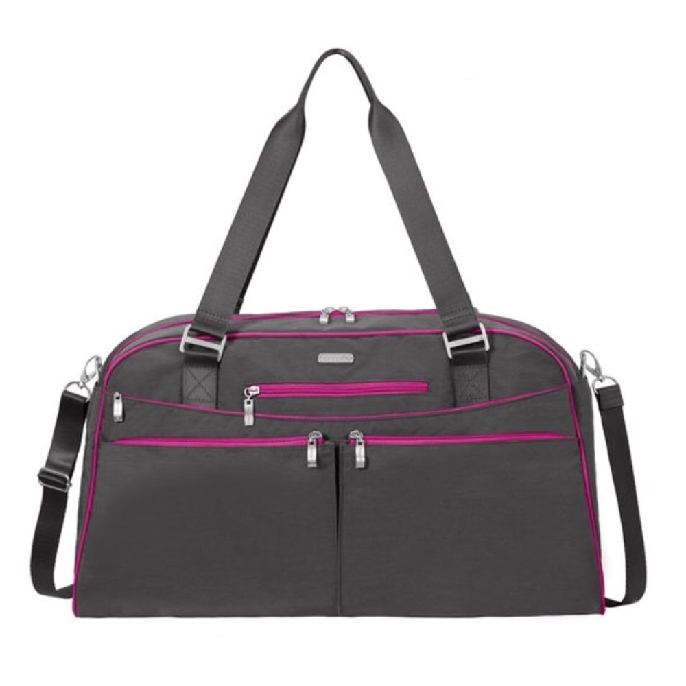 Baggallini Weekender tote bag with rfid wristlet